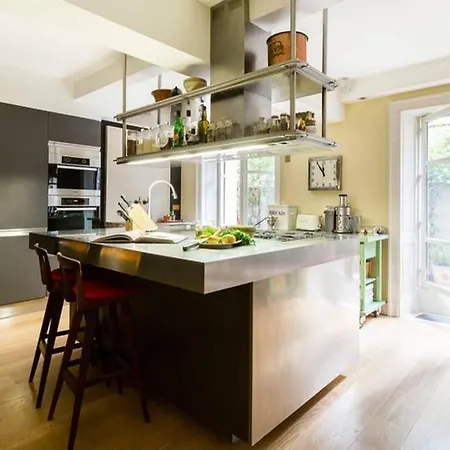 Central Paris, Spacious, Gourmet Kitchen, Historical, Ballroom, Sauna * Paris