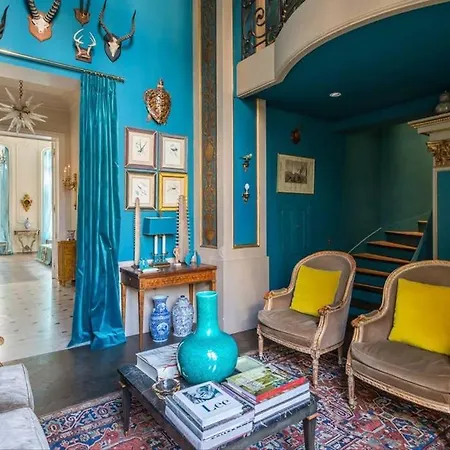 Central Paris, Spacious, Gourmet Kitchen, Historical, Ballroom, Sauna Apartment *