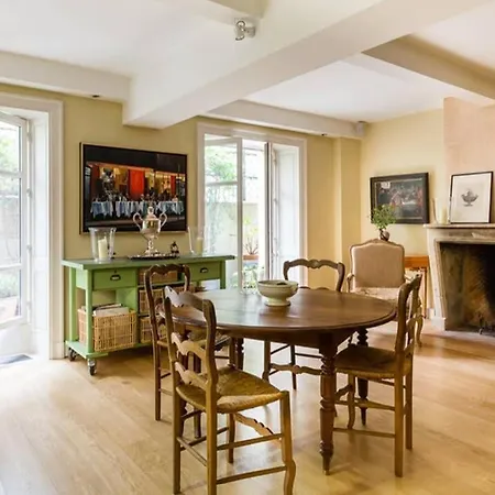 Apartment Central Paris, Spacious, Gourmet Kitchen, Historical, Ballroom, Sauna Paris