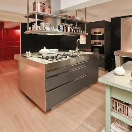 Central Paris, Spacious, Gourmet Kitchen, Historical, Ballroom, Sauna